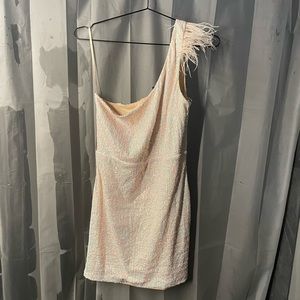 Windsor homecoming dress